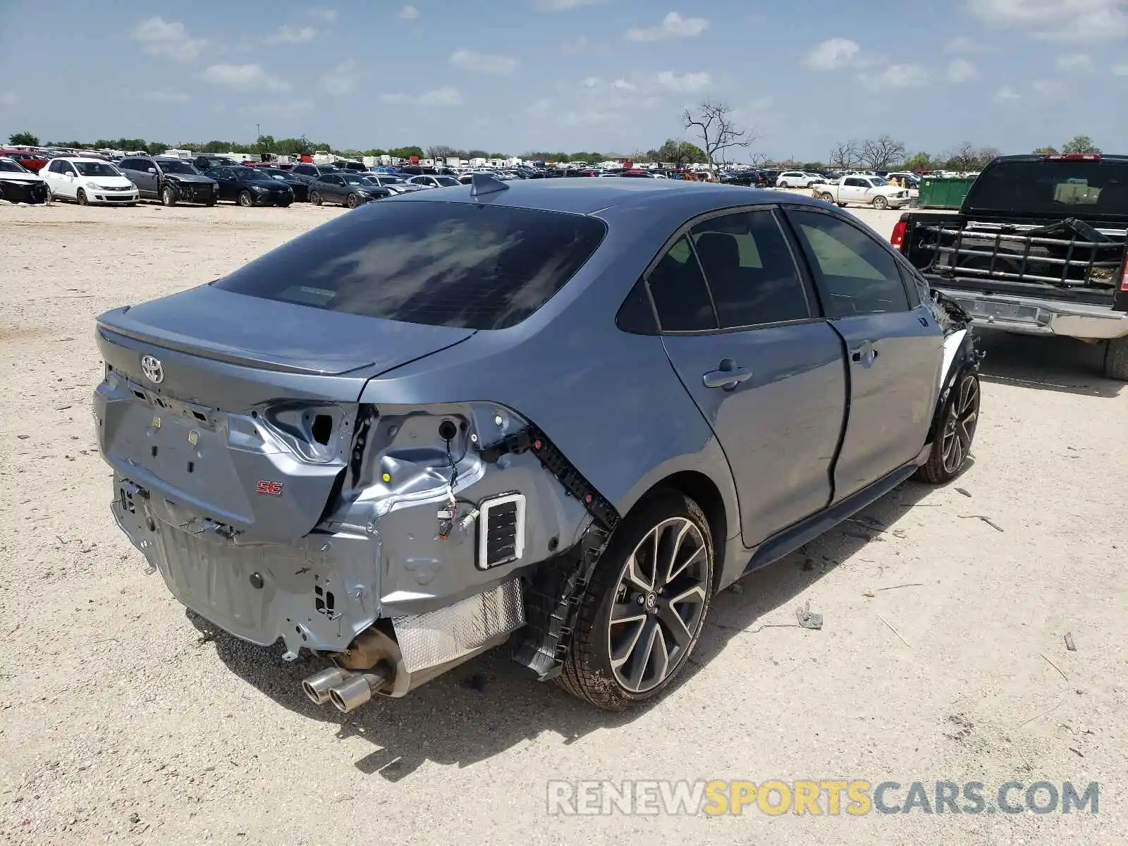 4 Photograph of a damaged car JTDS4MCEXMJ077695 TOYOTA COROLLA 2021