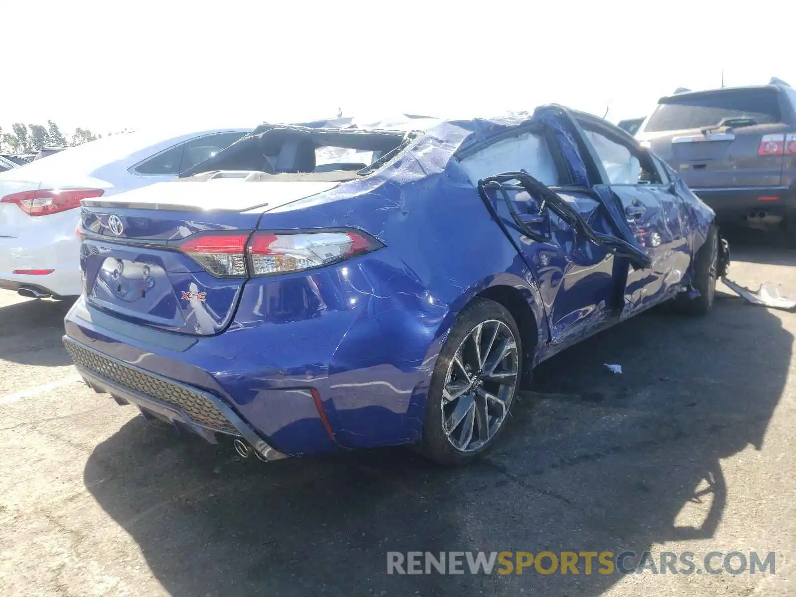 4 Photograph of a damaged car JTDT4MCE0MJ069884 TOYOTA COROLLA 2021