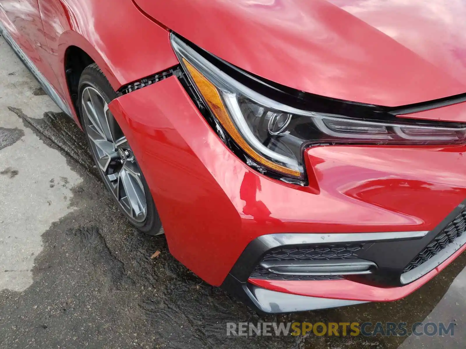 9 Photograph of a damaged car JTDT4MCE2MJ057302 TOYOTA COROLLA 2021