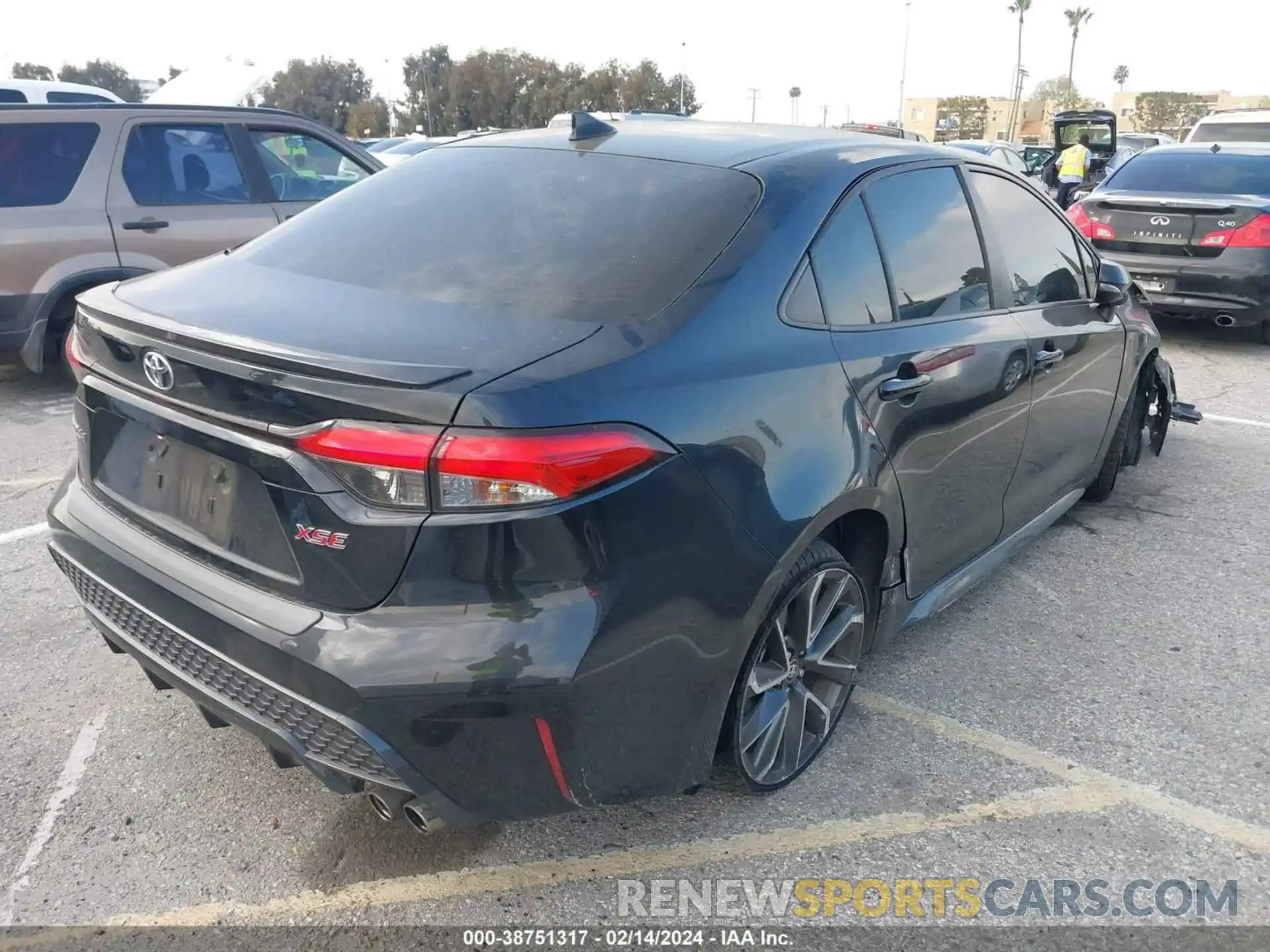 4 Photograph of a damaged car JTDT4MCE6MJ057836 TOYOTA COROLLA 2021