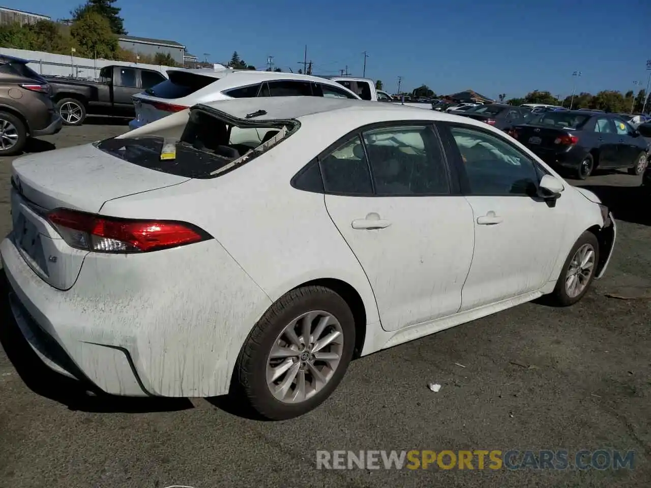 3 Photograph of a damaged car JTDVPMAE0MJ128743 TOYOTA COROLLA 2021