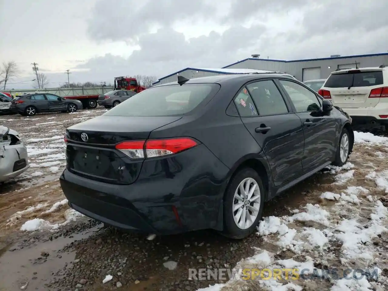 4 Photograph of a damaged car JTDVPMAE0MJ129620 TOYOTA COROLLA 2021