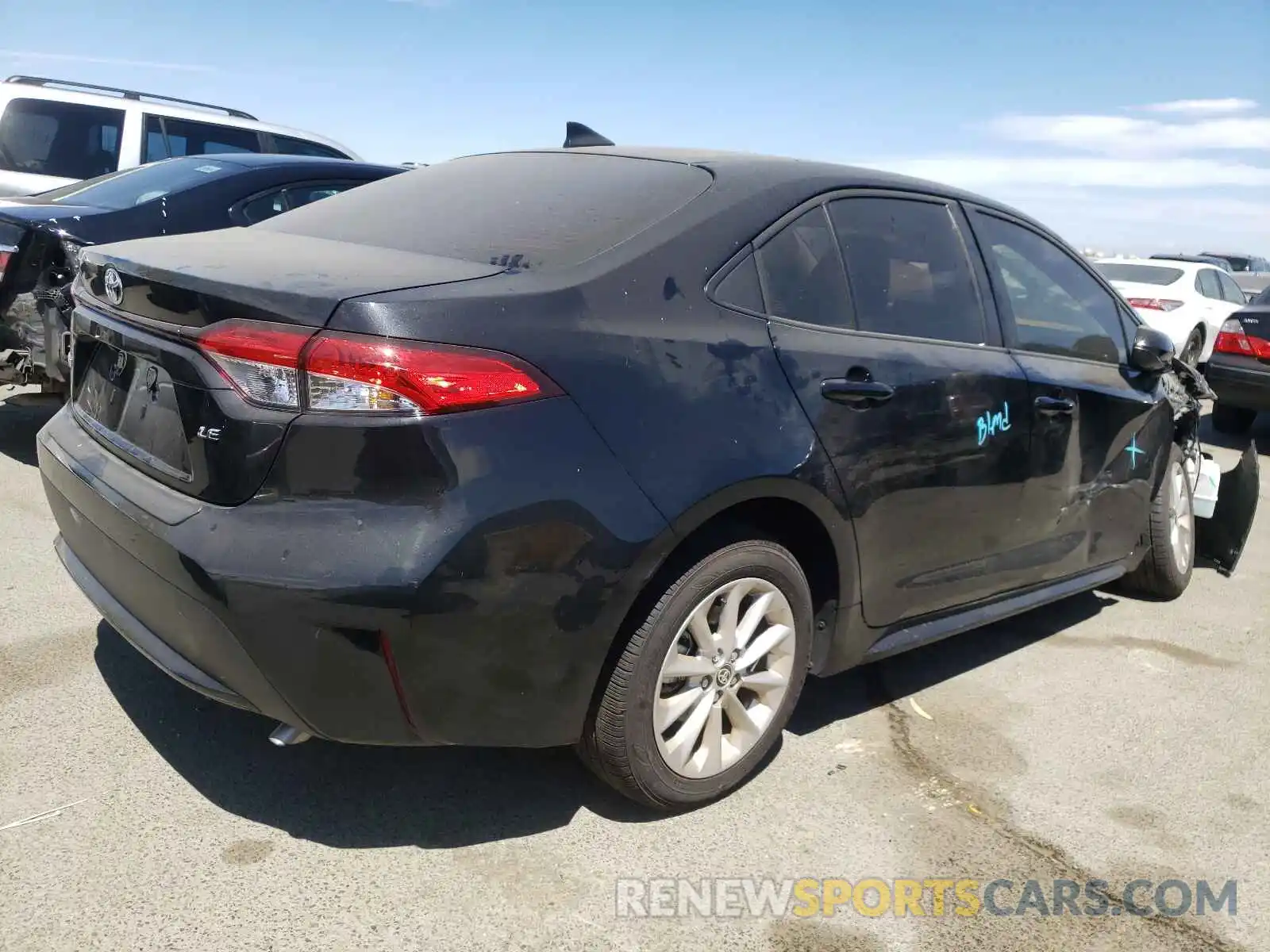 4 Photograph of a damaged car JTDVPMAE0MJ129892 TOYOTA COROLLA 2021