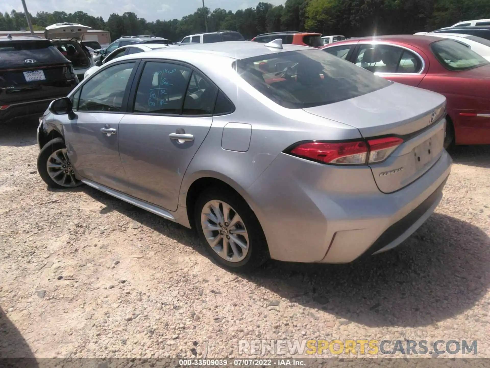 3 Photograph of a damaged car JTDVPMAE0MJ130508 TOYOTA COROLLA 2021