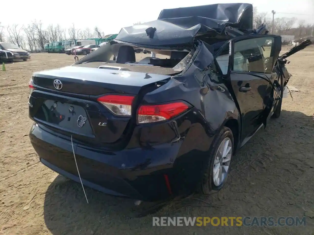 4 Photograph of a damaged car JTDVPMAE0MJ132775 TOYOTA COROLLA 2021