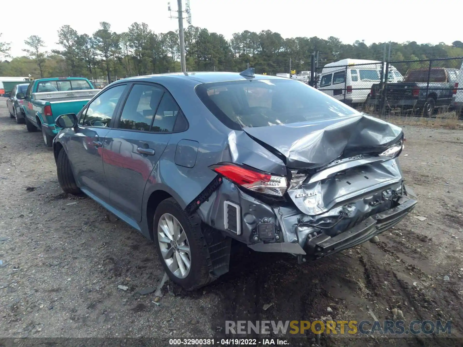 3 Photograph of a damaged car JTDVPMAE0MJ135465 TOYOTA COROLLA 2021