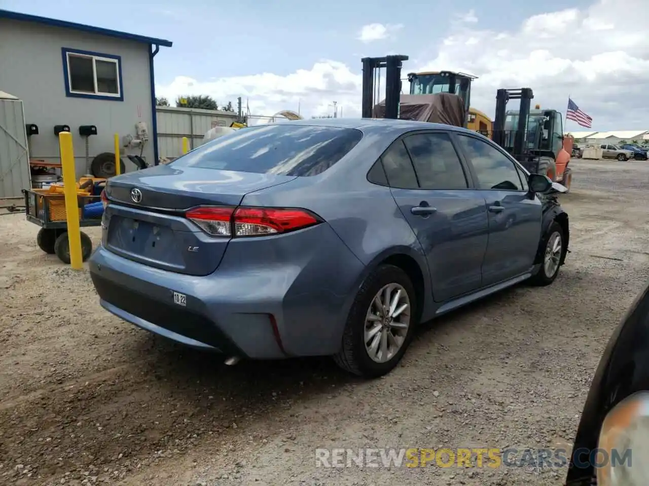 4 Photograph of a damaged car JTDVPMAE0MJ137880 TOYOTA COROLLA 2021