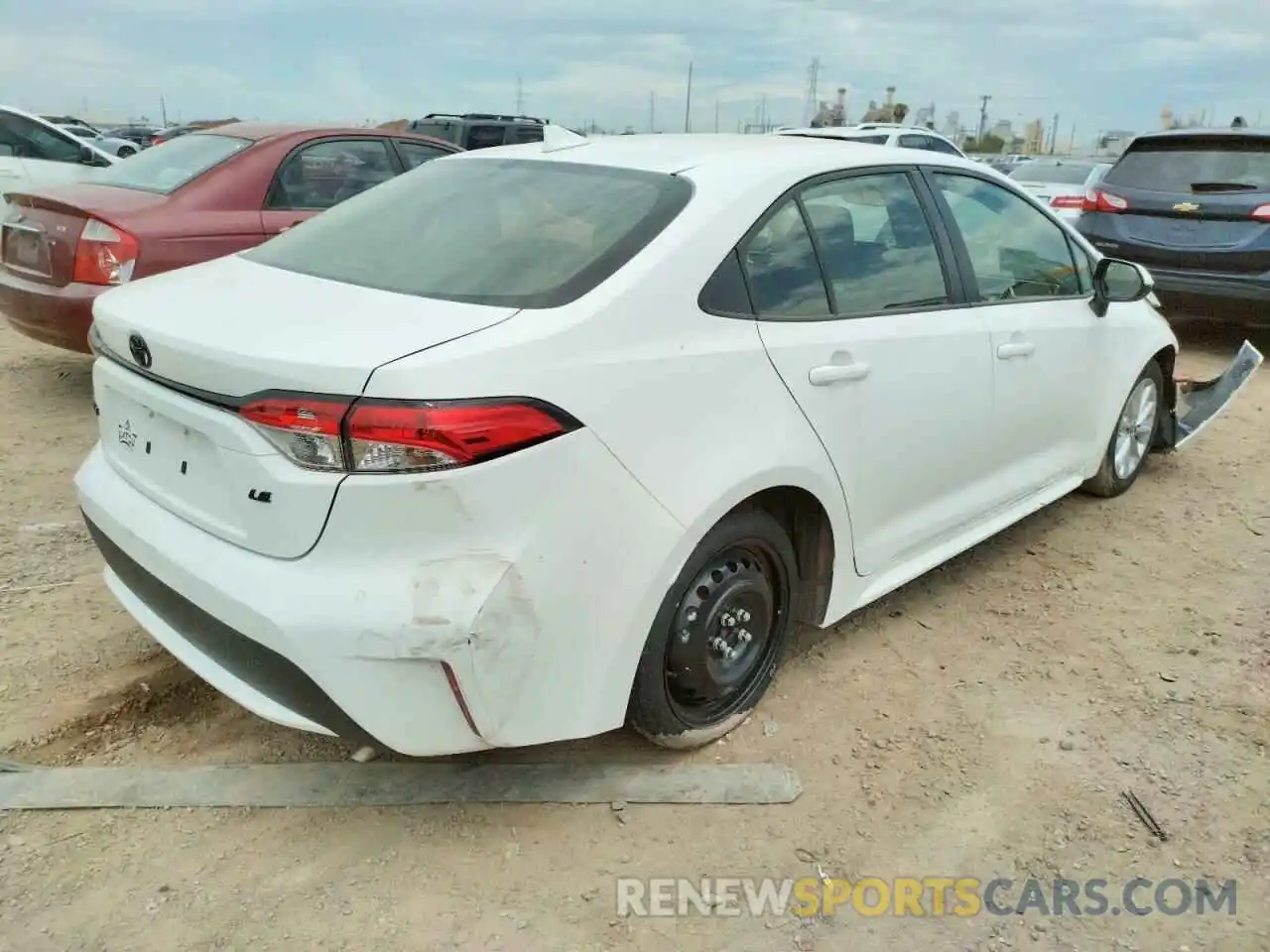 4 Photograph of a damaged car JTDVPMAE0MJ149026 TOYOTA COROLLA 2021