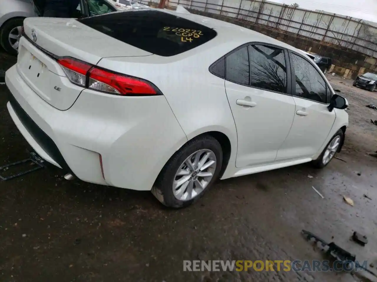 4 Photograph of a damaged car JTDVPMAE1MJ123552 TOYOTA COROLLA 2021