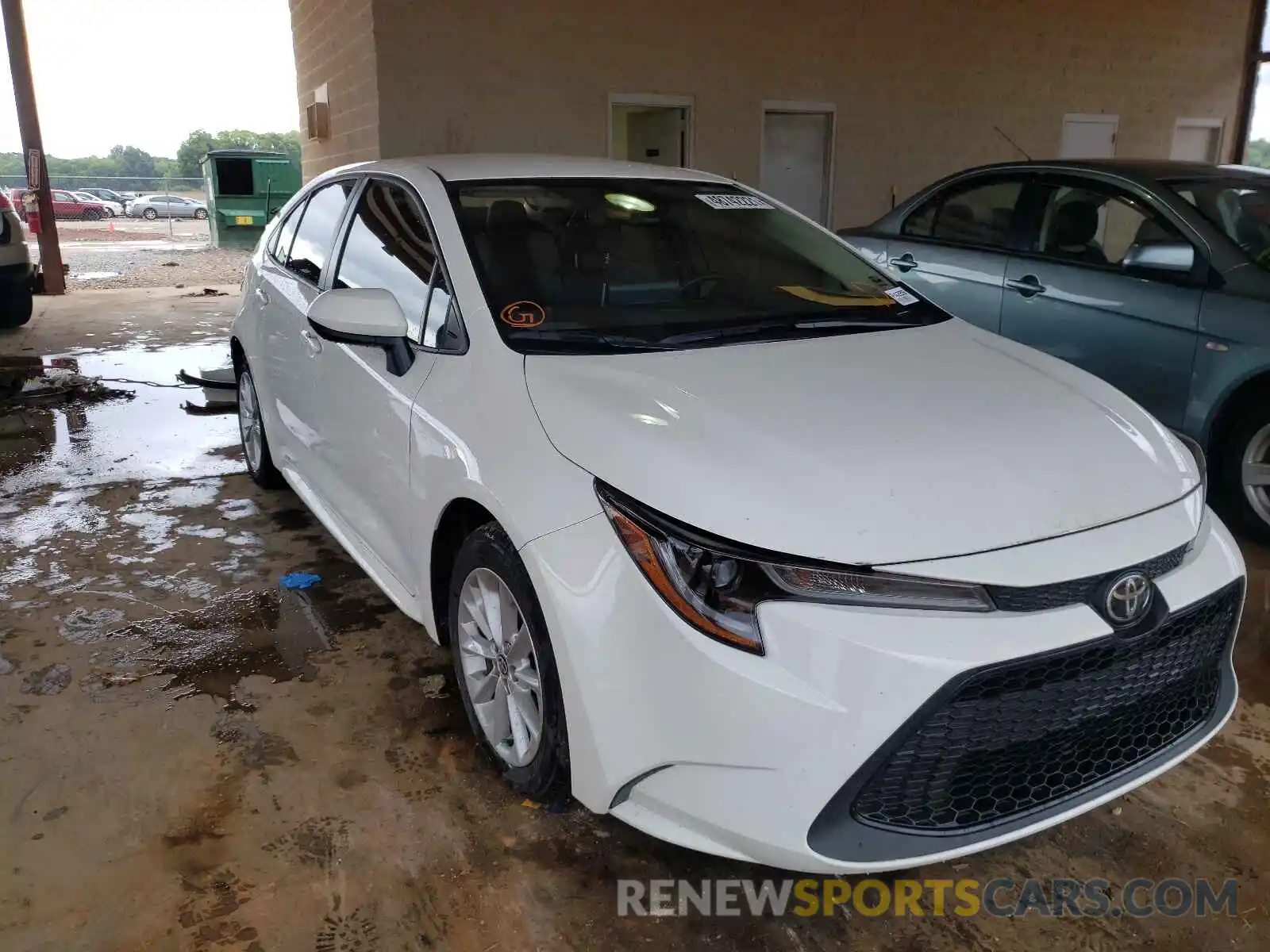 1 Photograph of a damaged car JTDVPMAE3MJ123505 TOYOTA COROLLA 2021