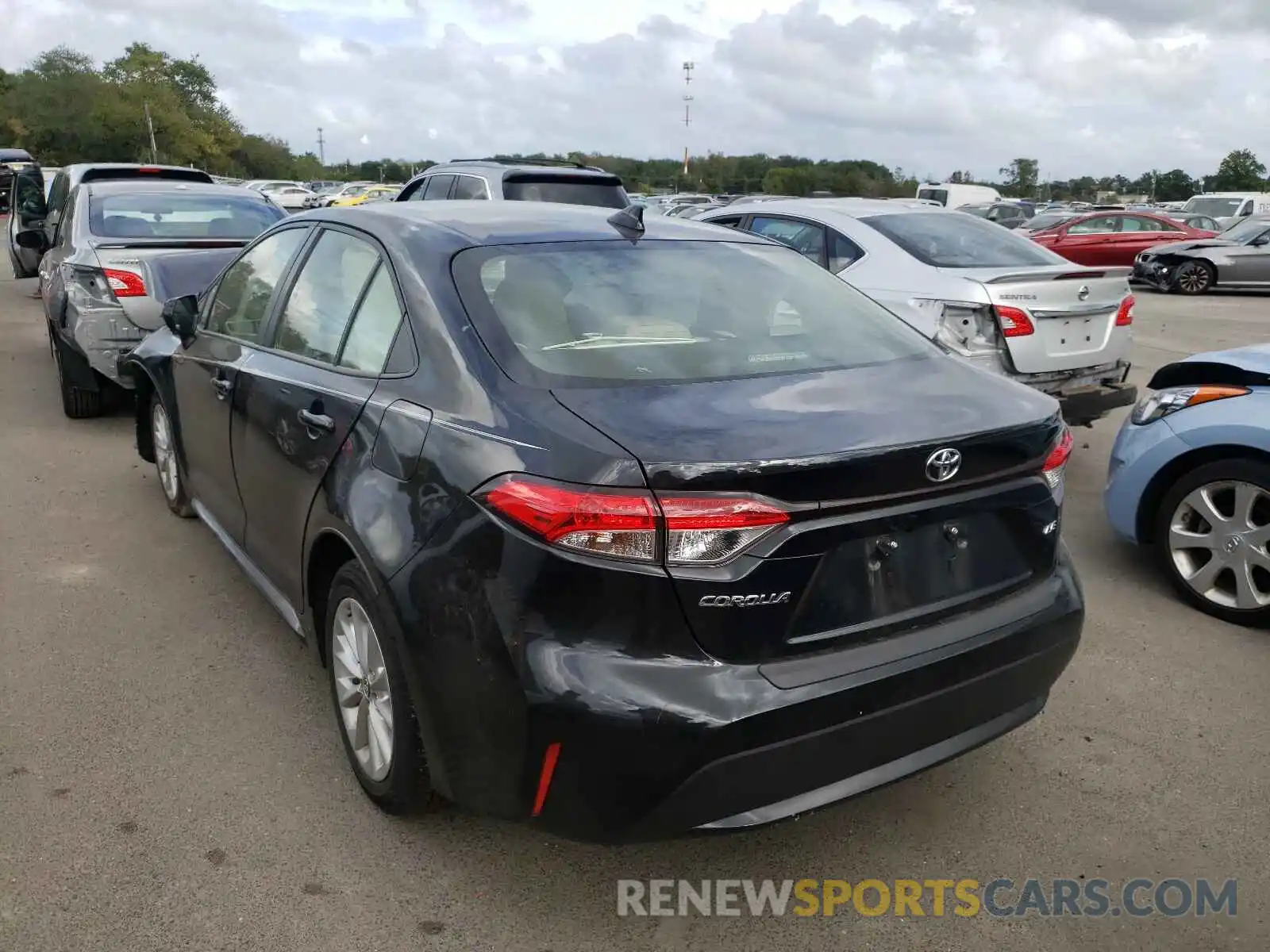 4 Photograph of a damaged car JTDVPMAE3MJ132172 TOYOTA COROLLA 2021