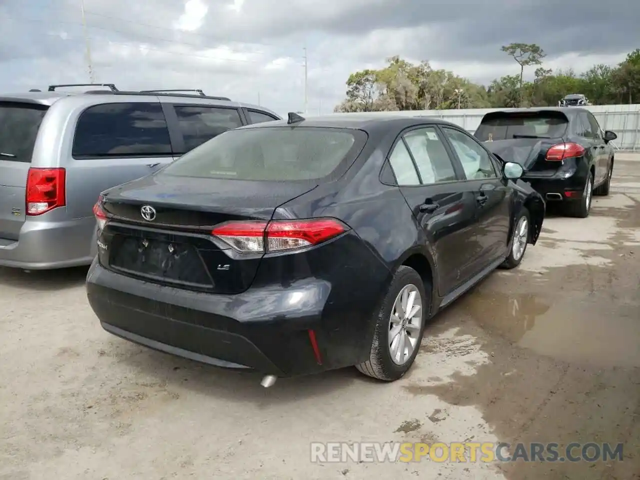 4 Photograph of a damaged car JTDVPMAE3MJ141079 TOYOTA COROLLA 2021