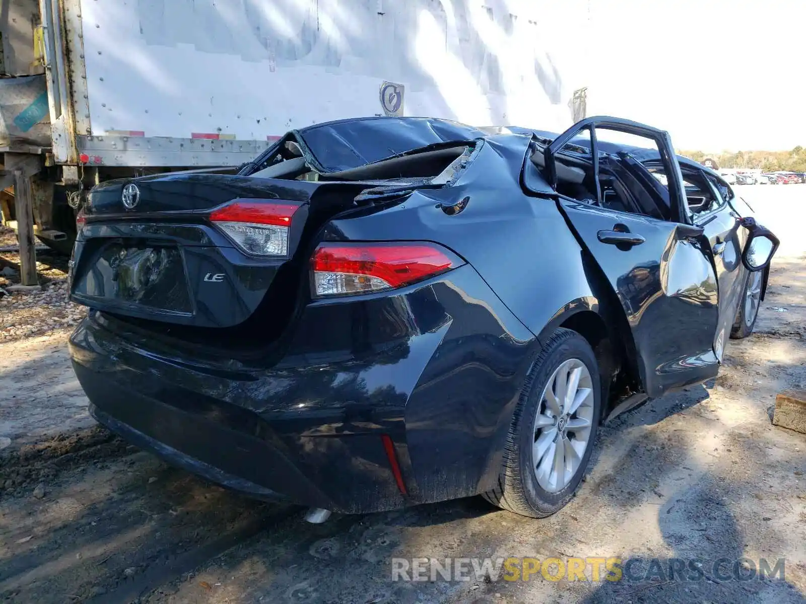 4 Photograph of a damaged car JTDVPMAE4MJ123240 TOYOTA COROLLA 2021