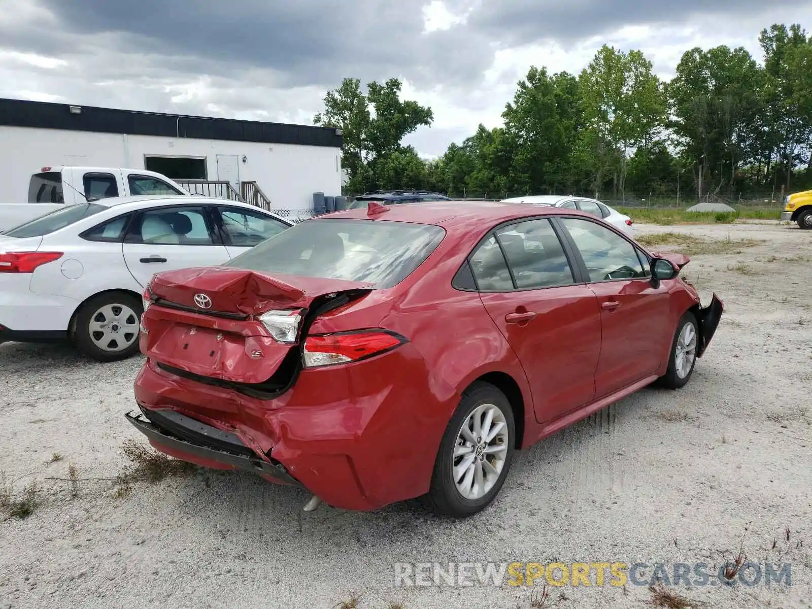 4 Photograph of a damaged car JTDVPMAE4MJ130818 TOYOTA COROLLA 2021