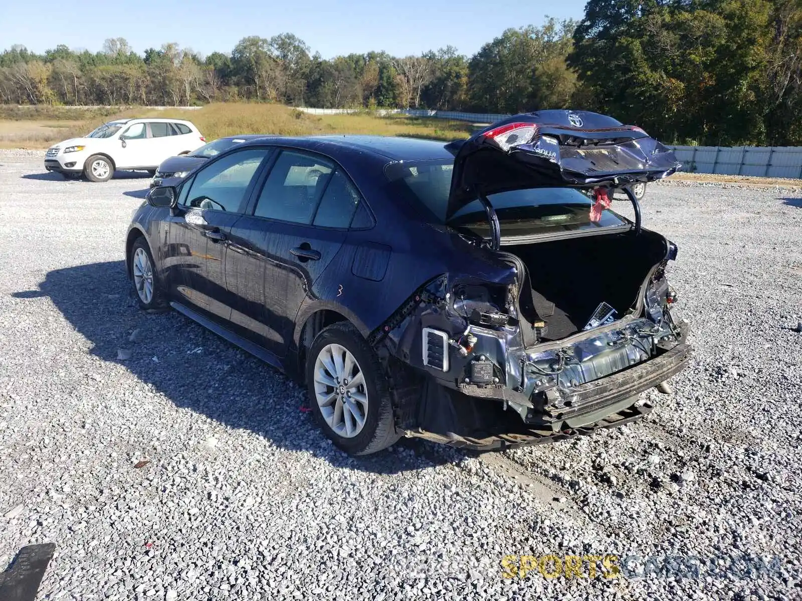 3 Photograph of a damaged car JTDVPMAE4MJ131001 TOYOTA COROLLA 2021