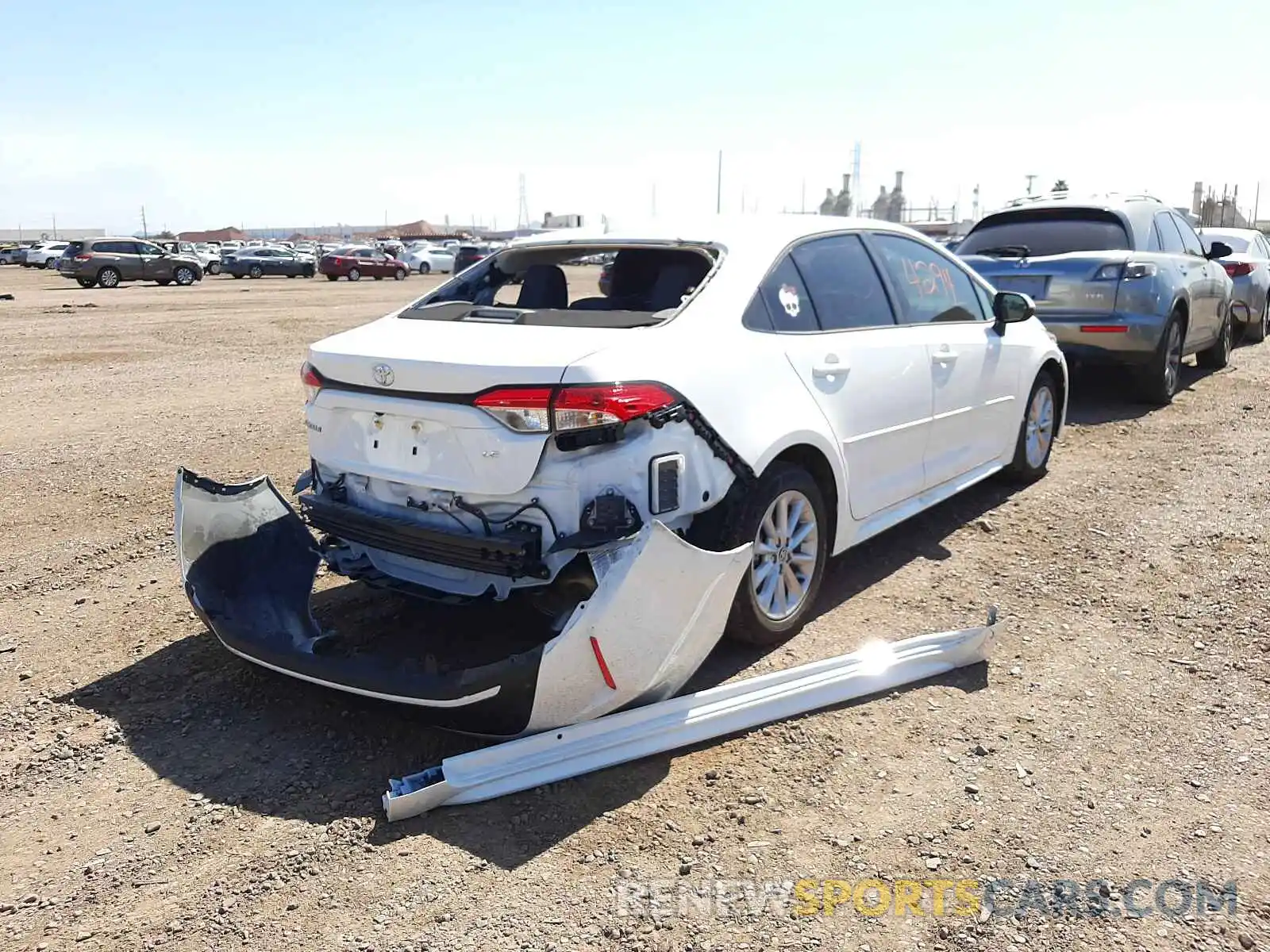 4 Photograph of a damaged car JTDVPMAE4MJ144072 TOYOTA COROLLA 2021