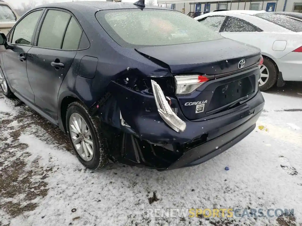 9 Photograph of a damaged car JTDVPMAE4MJ150664 TOYOTA COROLLA 2021