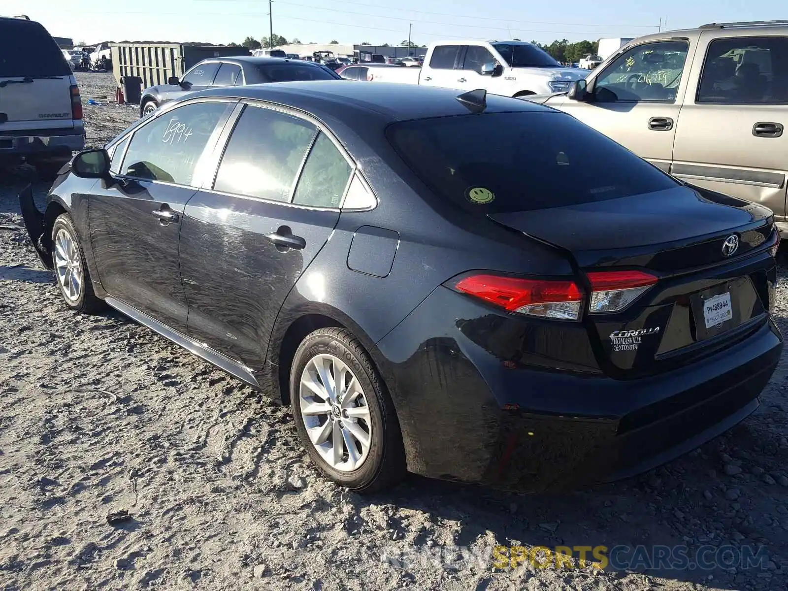 3 Photograph of a damaged car JTDVPMAE5MJ123246 TOYOTA COROLLA 2021