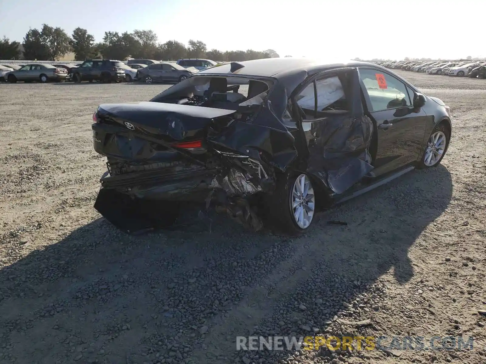 4 Photograph of a damaged car JTDVPMAE5MJ130438 TOYOTA COROLLA 2021