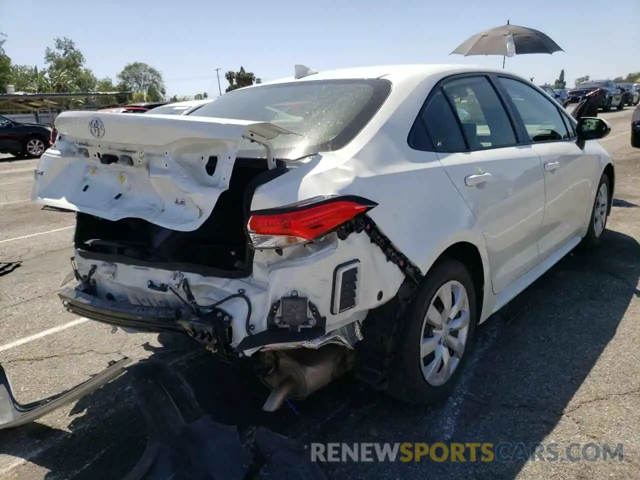 4 Photograph of a damaged car JTDVPMAE6MJ128715 TOYOTA COROLLA 2021