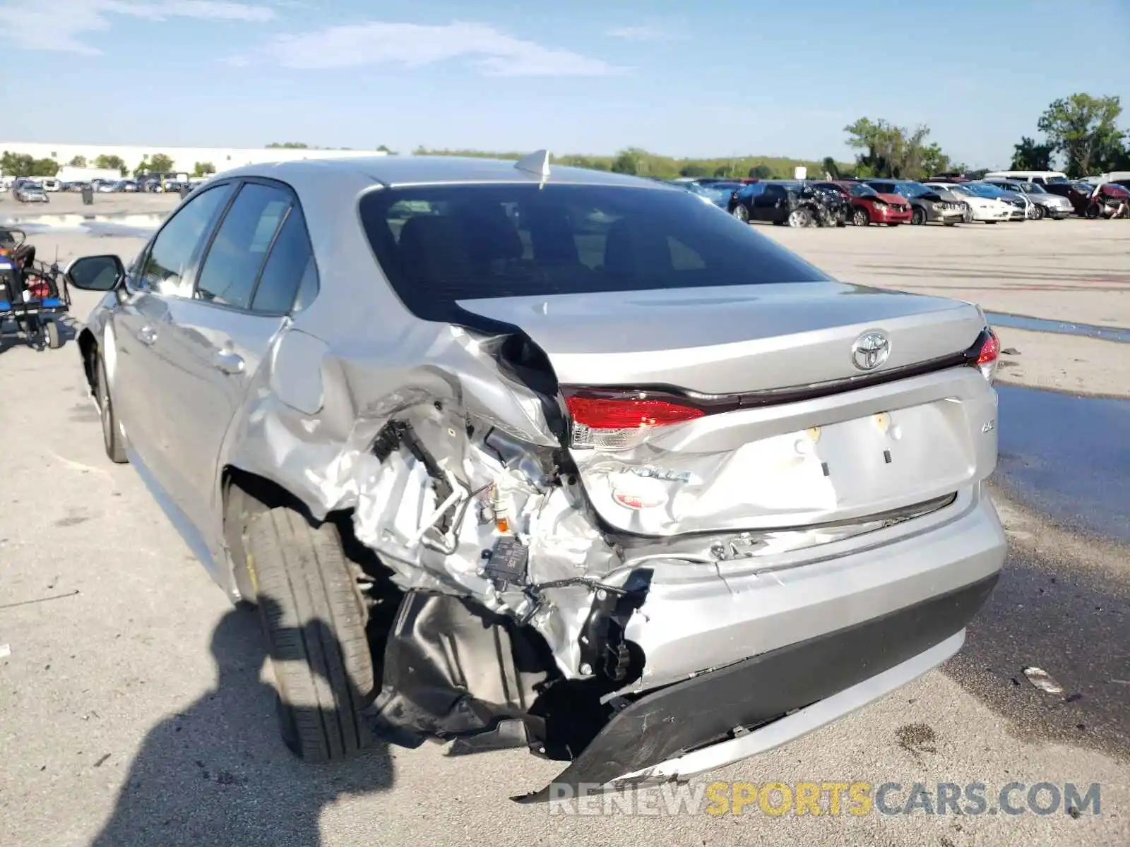 3 Photograph of a damaged car JTDVPMAE6MJ130206 TOYOTA COROLLA 2021