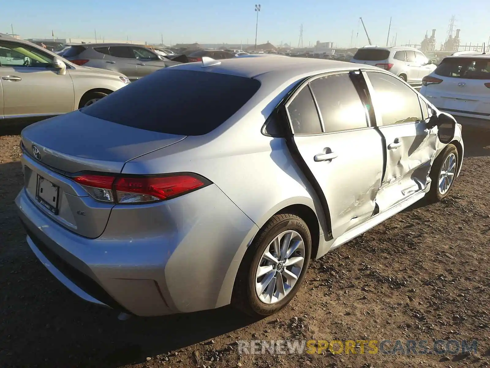 4 Photograph of a damaged car JTDVPMAE6MJ149838 TOYOTA COROLLA 2021