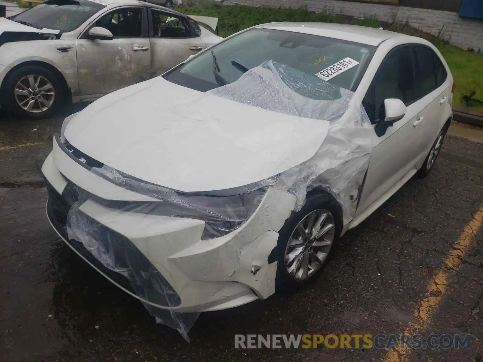 2 Photograph of a damaged car JTDVPMAE7MJ121580 TOYOTA COROLLA 2021