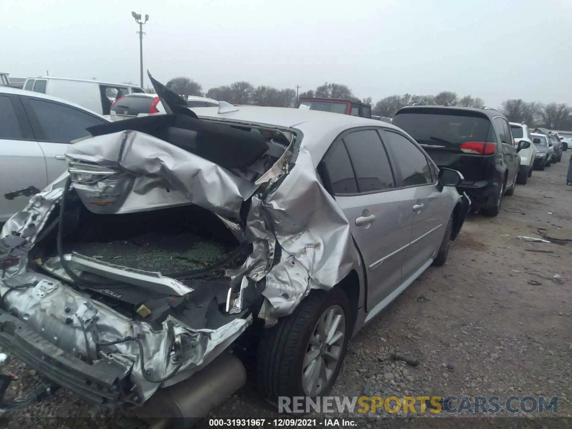 4 Photograph of a damaged car JTDVPMAE7MJ124690 TOYOTA COROLLA 2021