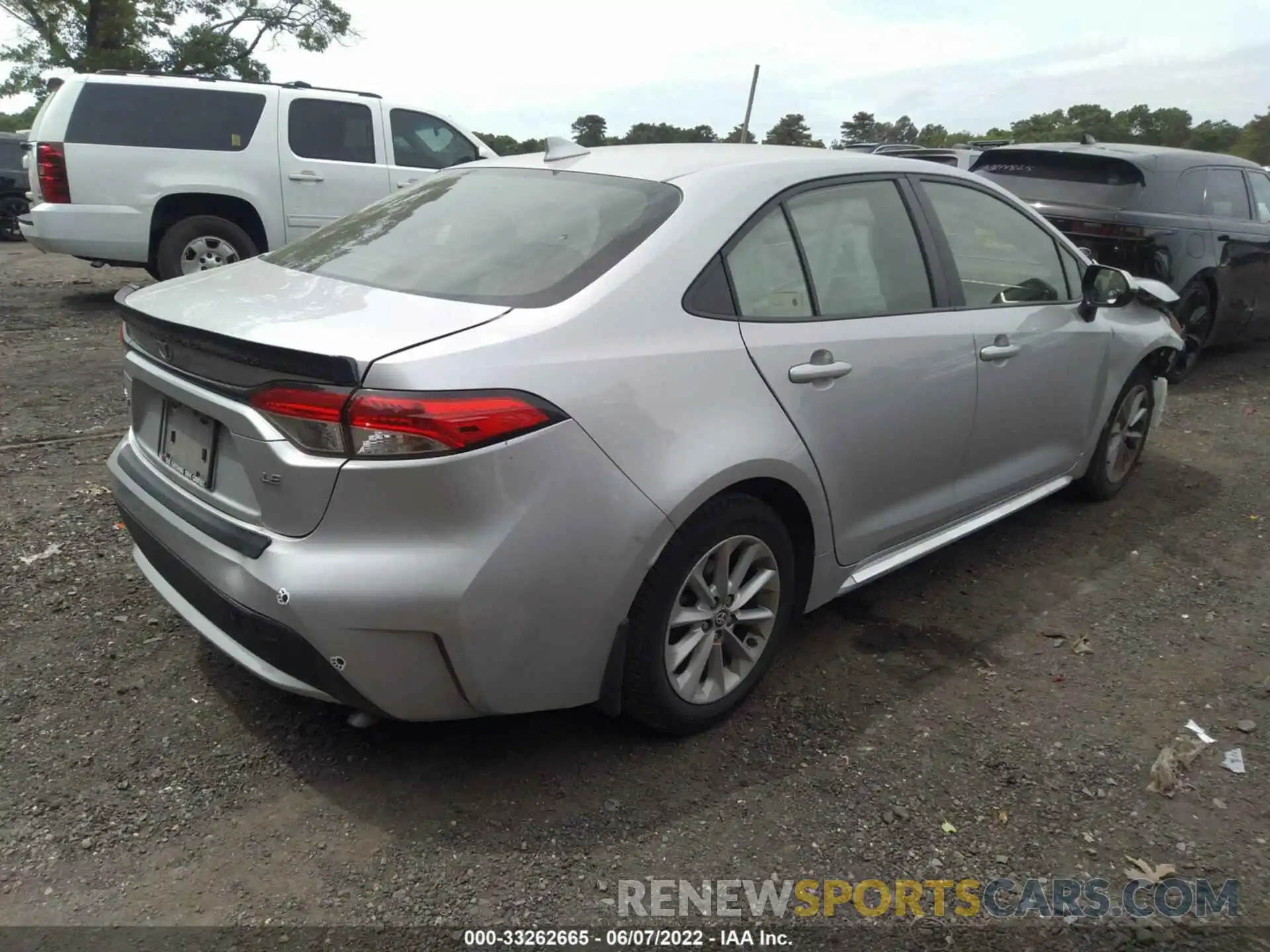 4 Photograph of a damaged car JTDVPMAE7MJ133194 TOYOTA COROLLA 2021