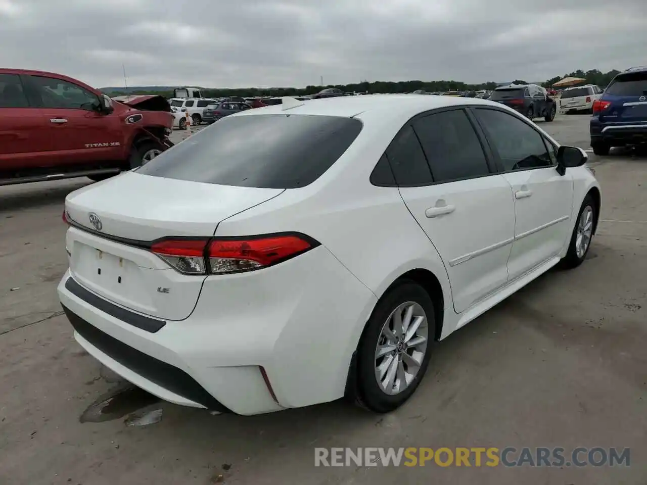 4 Photograph of a damaged car JTDVPMAE7MJ165188 TOYOTA COROLLA 2021