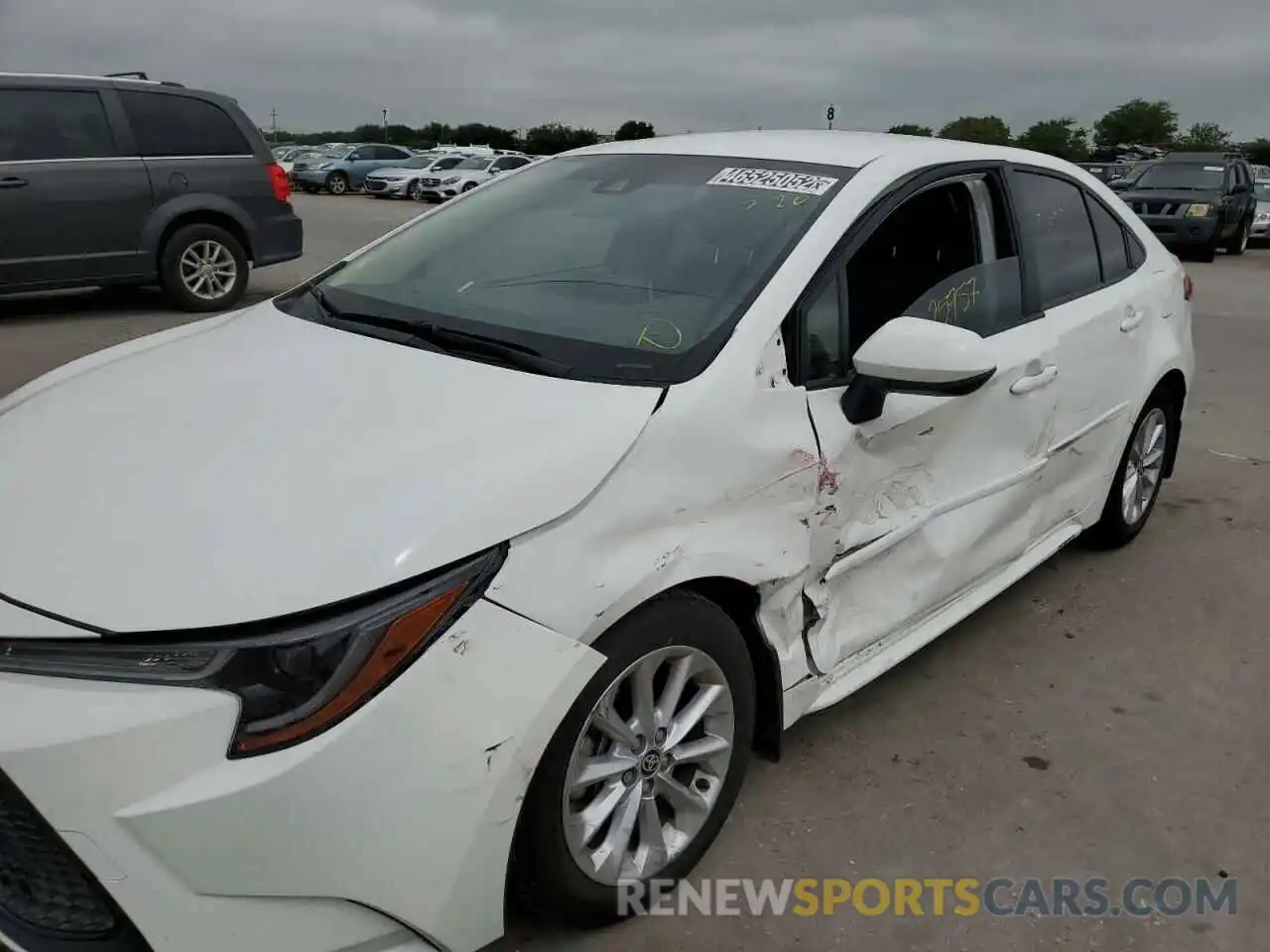 9 Photograph of a damaged car JTDVPMAE7MJ165188 TOYOTA COROLLA 2021