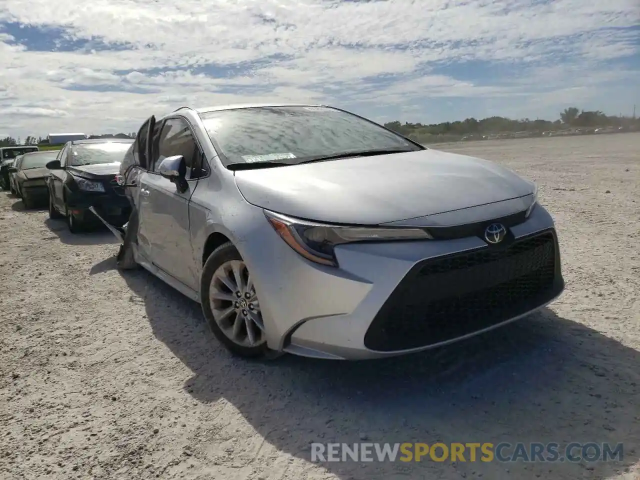 1 Photograph of a damaged car JTDVPMAE8MJ121314 TOYOTA COROLLA 2021