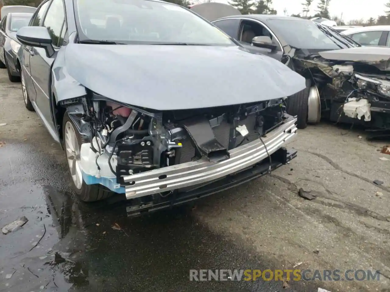 9 Photograph of a damaged car JTDVPMAE8MJ130370 TOYOTA COROLLA 2021