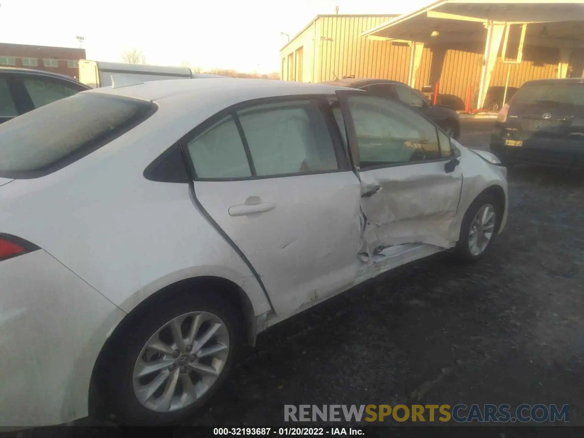 6 Photograph of a damaged car JTDVPMAE8MJ133365 TOYOTA COROLLA 2021