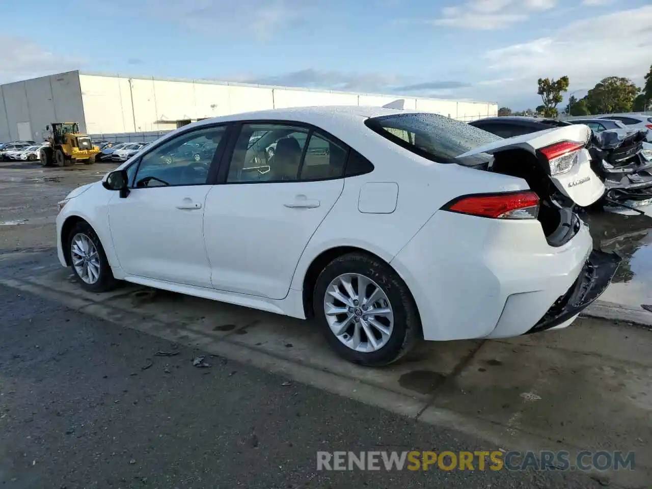 2 Photograph of a damaged car JTDVPMAE8MJ135150 TOYOTA COROLLA 2021