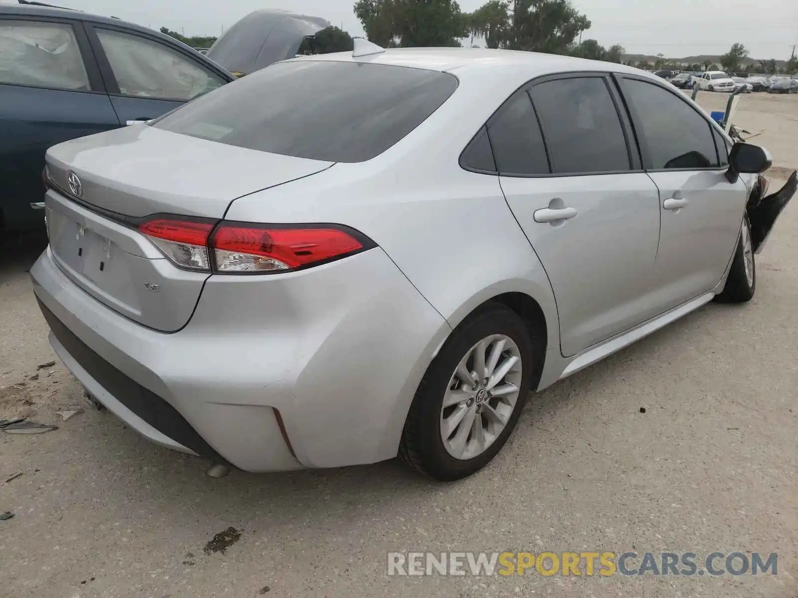 4 Photograph of a damaged car JTDVPMAE9MJ119443 TOYOTA COROLLA 2021