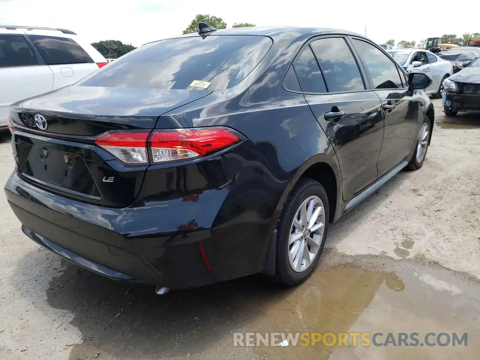 4 Photograph of a damaged car JTDVPMAE9MJ122522 TOYOTA COROLLA 2021