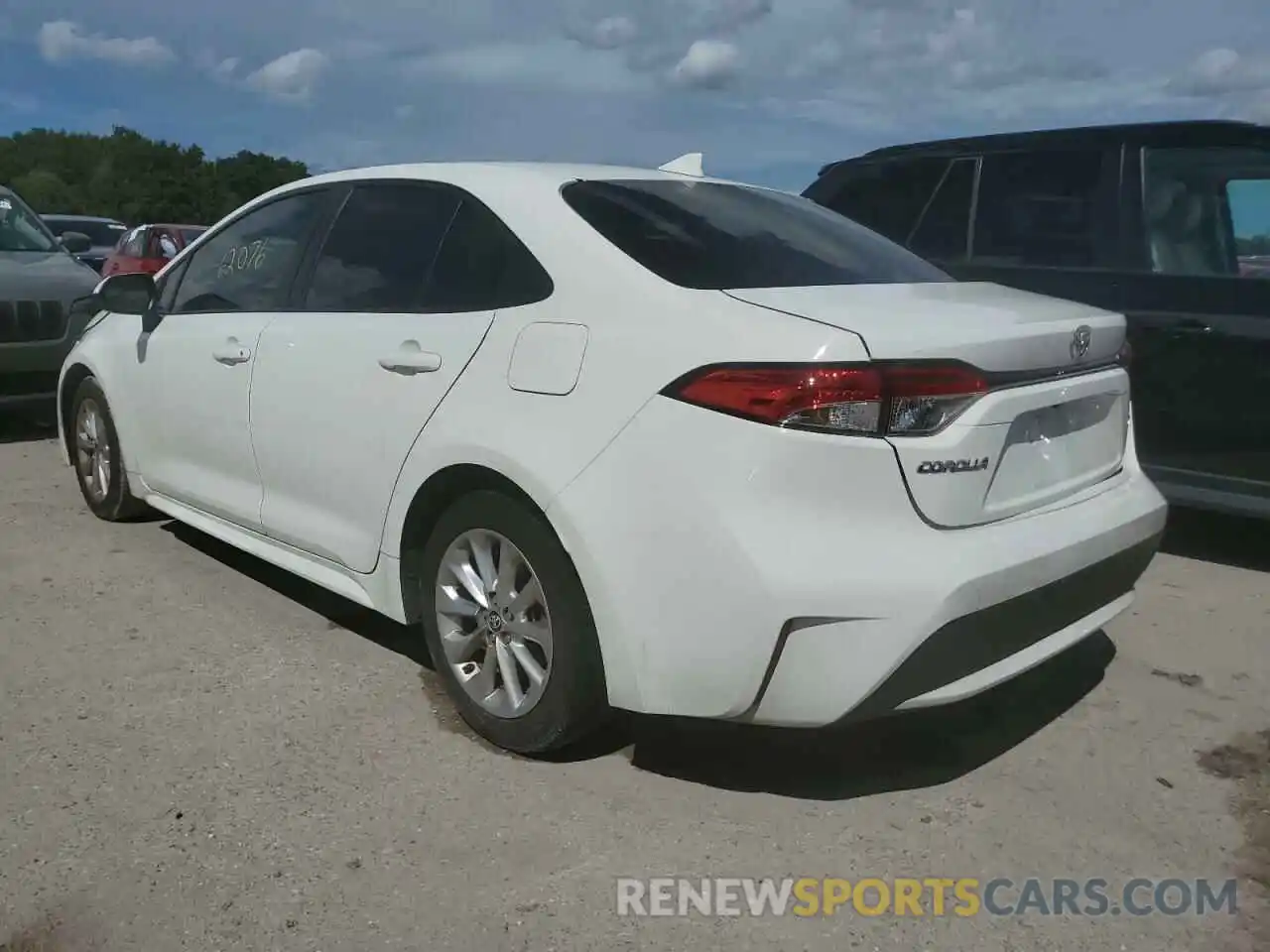 3 Photograph of a damaged car JTDVPMAE9MJ136744 TOYOTA COROLLA 2021