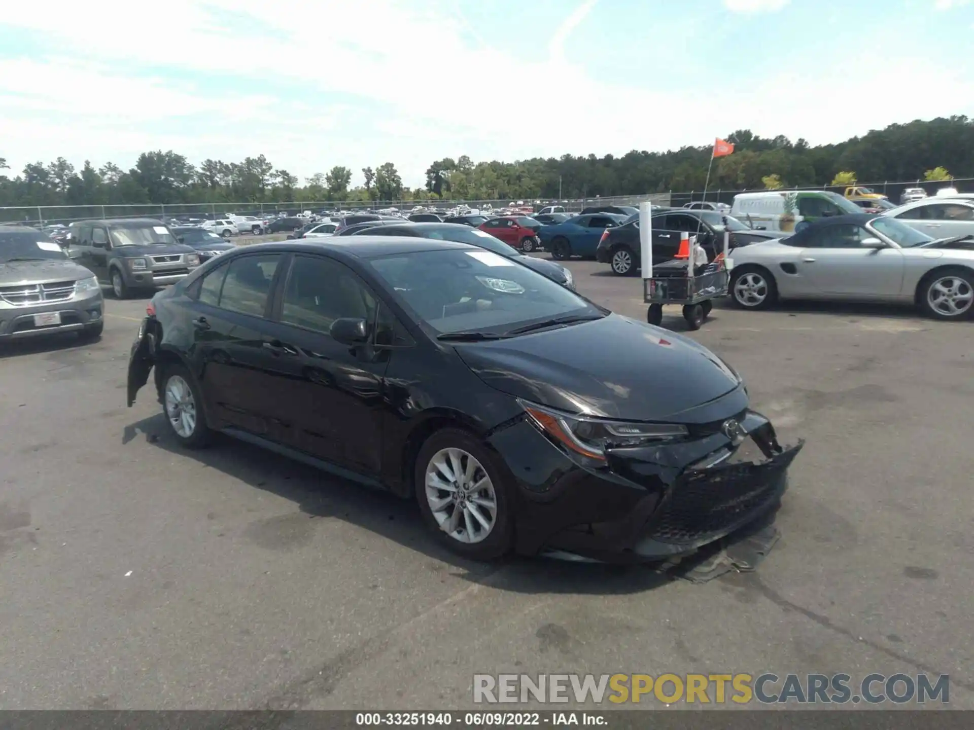 1 Photograph of a damaged car JTDVPMAE9MJ163894 TOYOTA COROLLA 2021