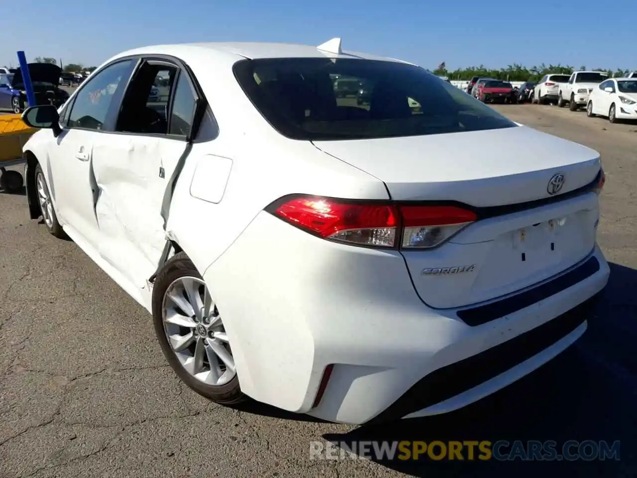 3 Photograph of a damaged car JTDVPMAE9MJ188200 TOYOTA COROLLA 2021