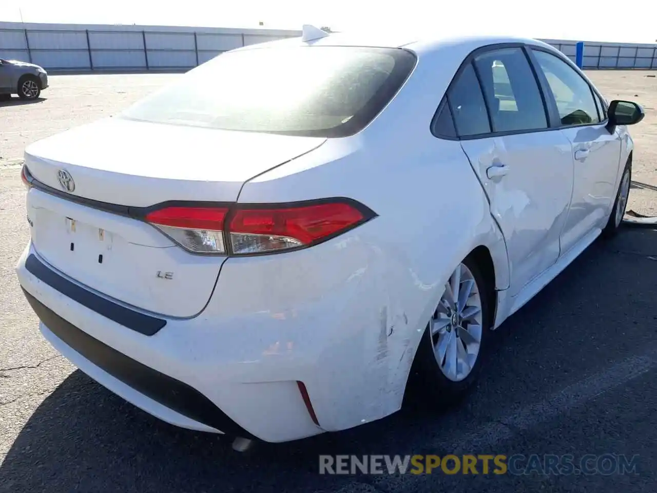 4 Photograph of a damaged car JTDVPMAE9MJ188200 TOYOTA COROLLA 2021