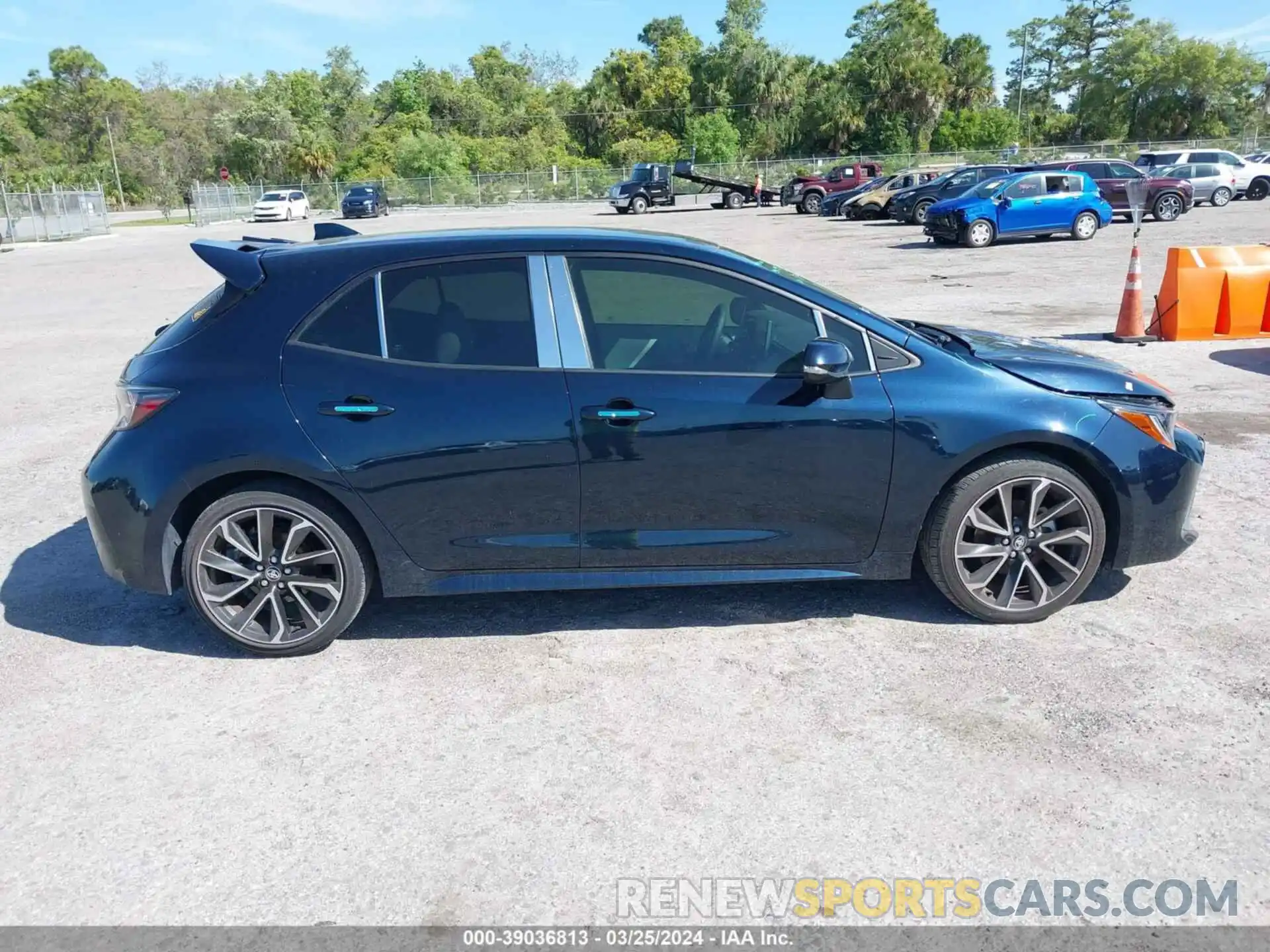 14 Photograph of a damaged car JTNA4MBE0M3146357 TOYOTA COROLLA 2021