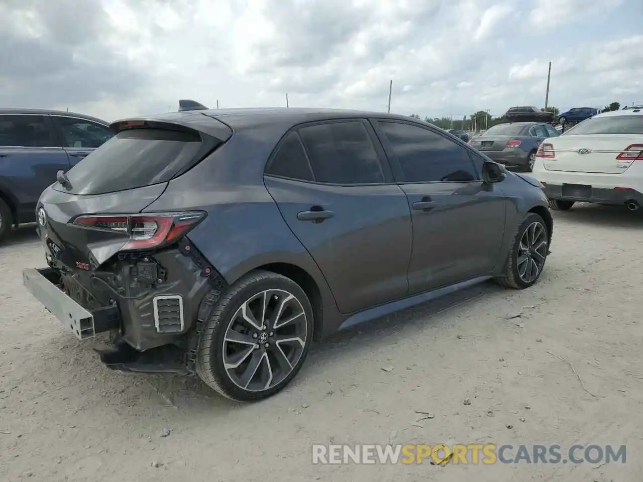 3 Photograph of a damaged car JTNA4MBE1M3107261 TOYOTA COROLLA 2021