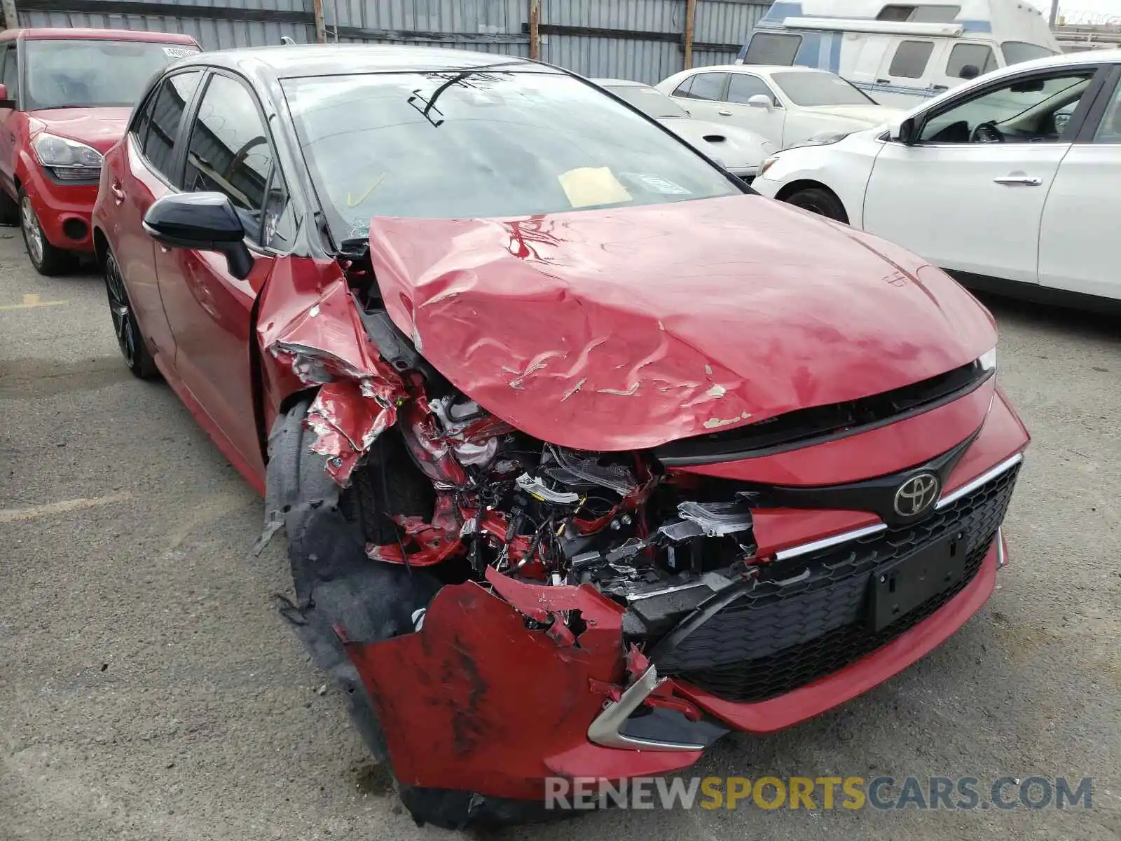 1 Photograph of a damaged car JTNA4MBE2M3129737 TOYOTA COROLLA 2021