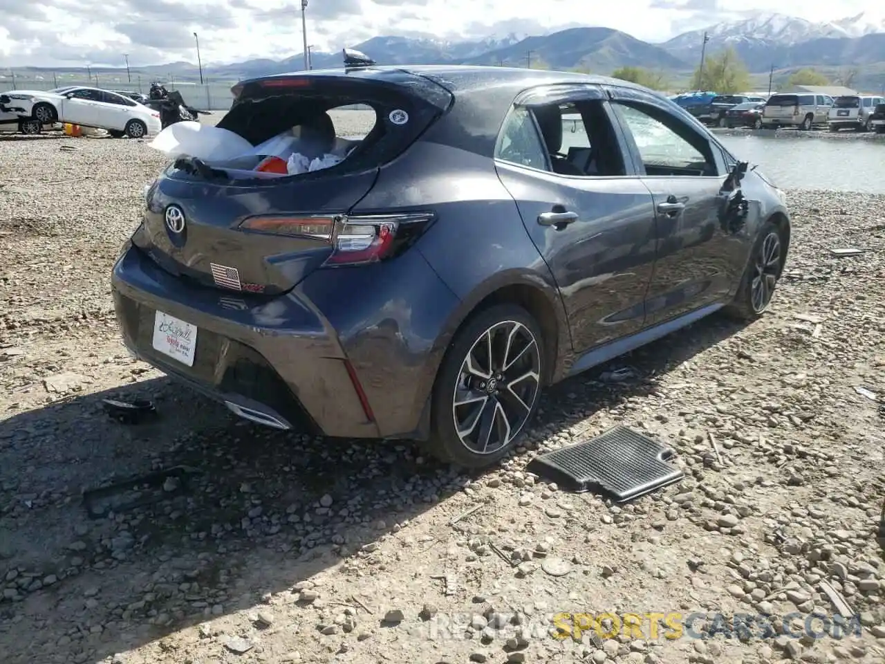 4 Photograph of a damaged car JTNA4MBE3M3104796 TOYOTA COROLLA 2021