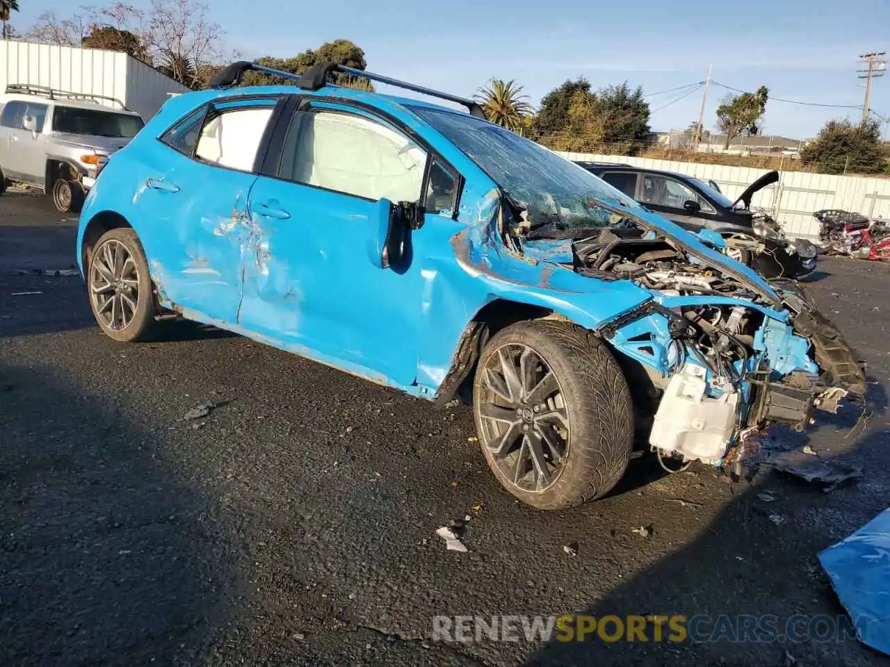 4 Photograph of a damaged car JTNA4MBE3M3125471 TOYOTA COROLLA 2021