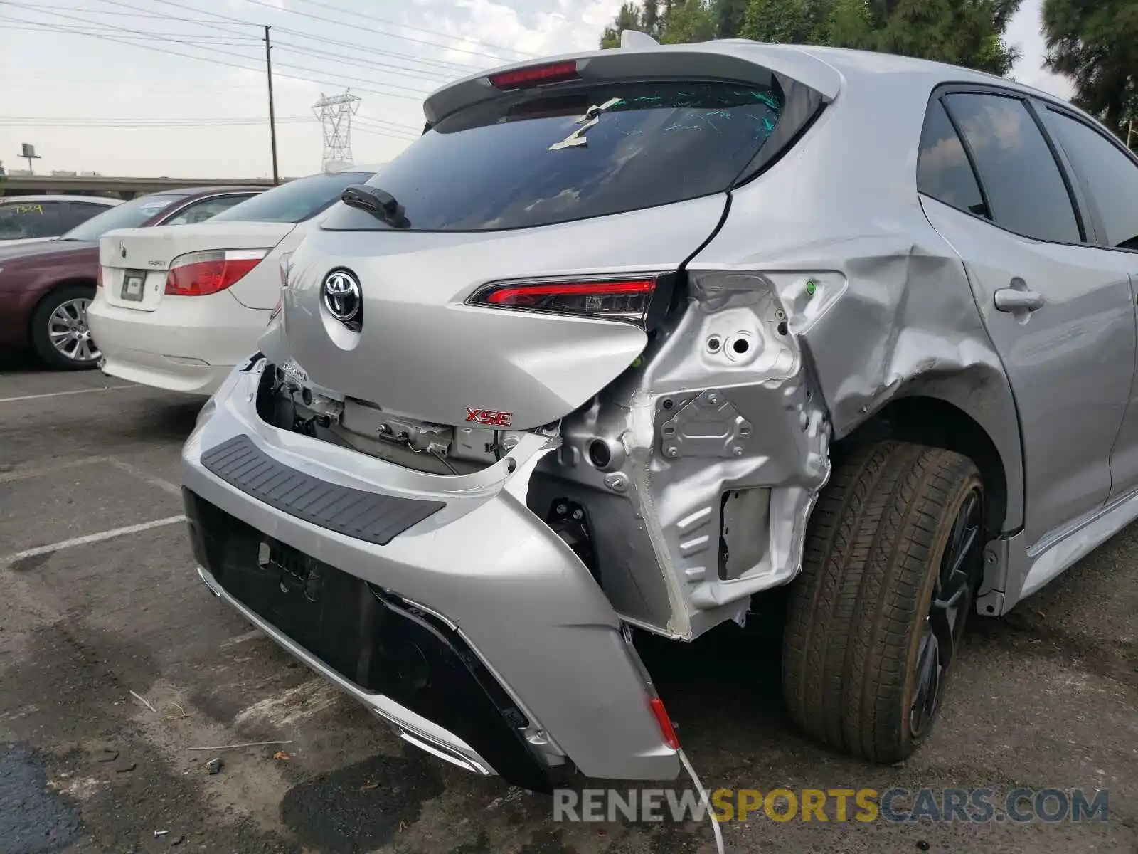 9 Photograph of a damaged car JTNC4MBE0M3139465 TOYOTA COROLLA 2021