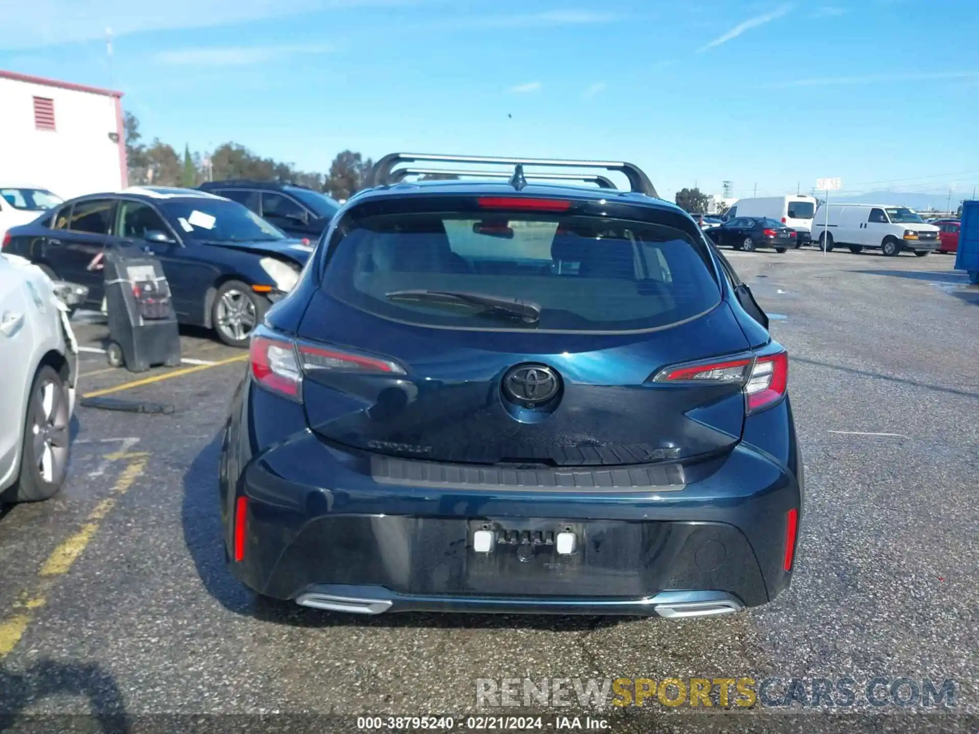 16 Photograph of a damaged car JTNC4MBE1M3124926 TOYOTA COROLLA 2021