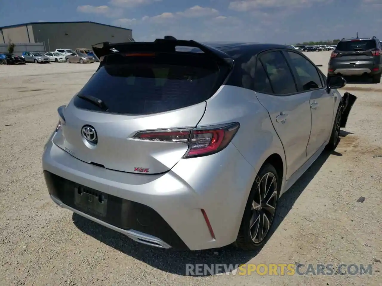 4 Photograph of a damaged car JTNC4MBE2M3141265 TOYOTA COROLLA 2021