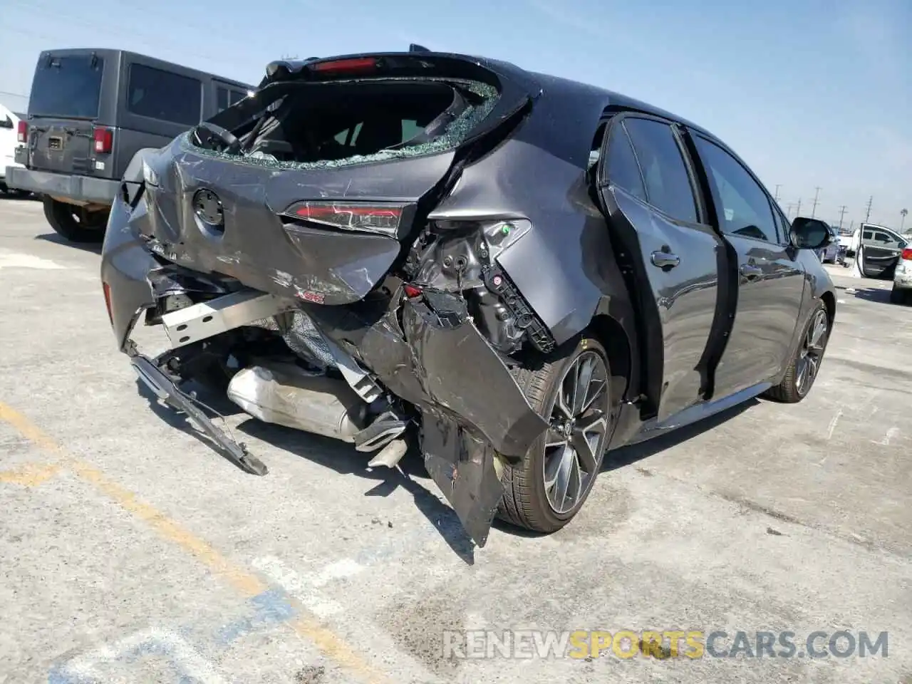 4 Photograph of a damaged car JTNC4MBE3M3118741 TOYOTA COROLLA 2021